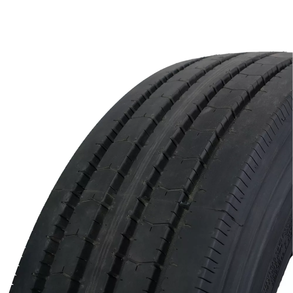 Грузовая шина 285/70 R19,5 Long March LM-216 18PR в Озерске