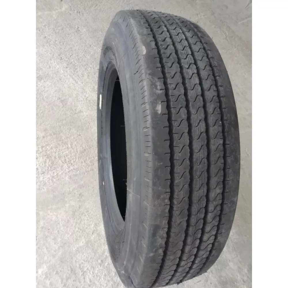 Грузовая шина 255/70 R22,5 Long March LM-120 16PR в Озерске