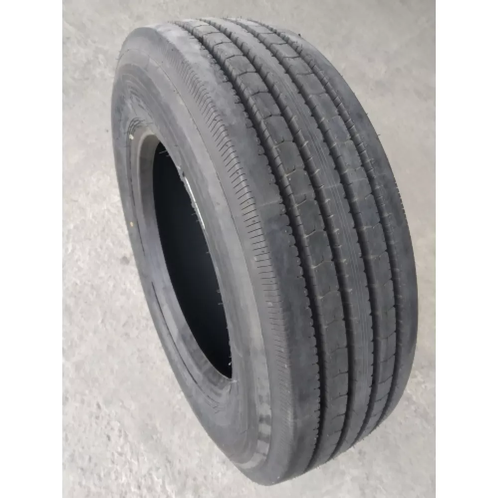 Грузовая шина 245/70 R19,5 Long March LM-216 16PR в Озерске