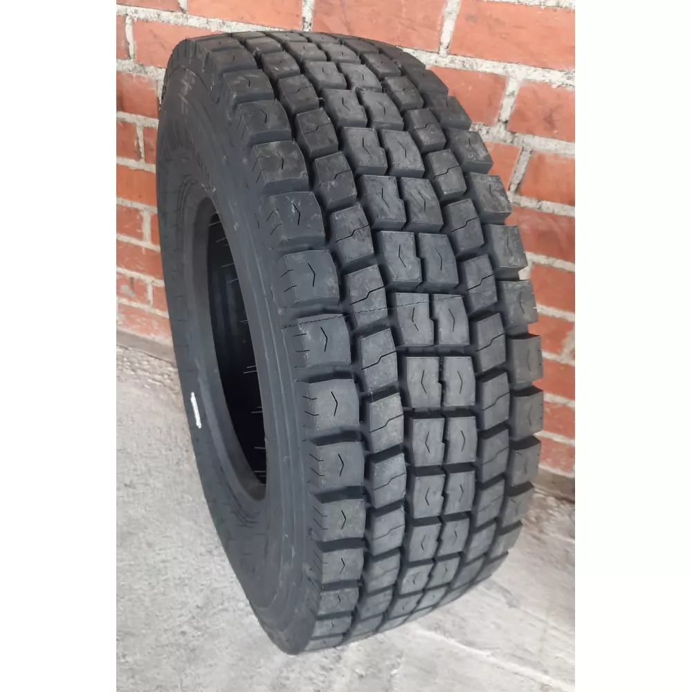 Грузовая шина 305/70 R19,5 Long March LM-329 18PR в Озерске